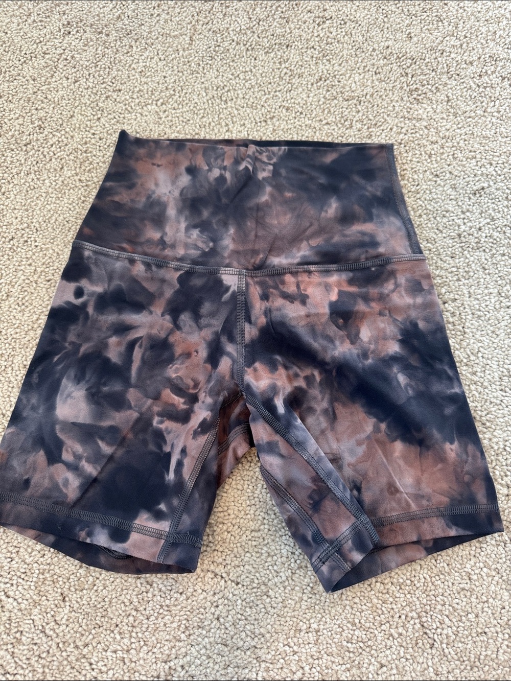 Lululemon | Women’s Biker Shorts - diamond dye